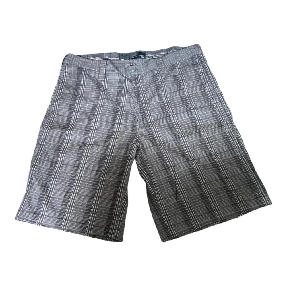 Oakley Golf Shorts Plaid‎ 🔥 SZ 36